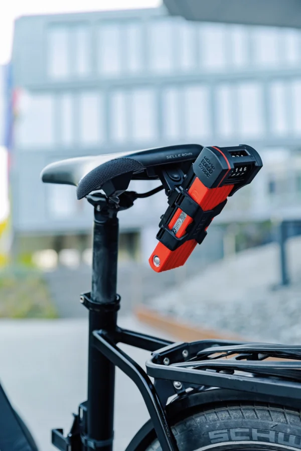 Abus BORDO 5700C/80 SH – solidny składany zamek do roweru
