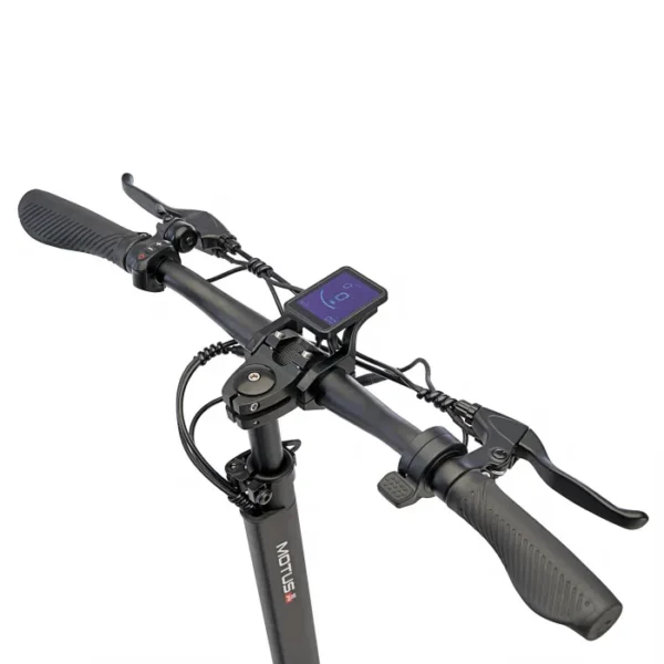 E-scooter Motus Pro 10 2022 z solidną konstrukcją i wydajnym napędem