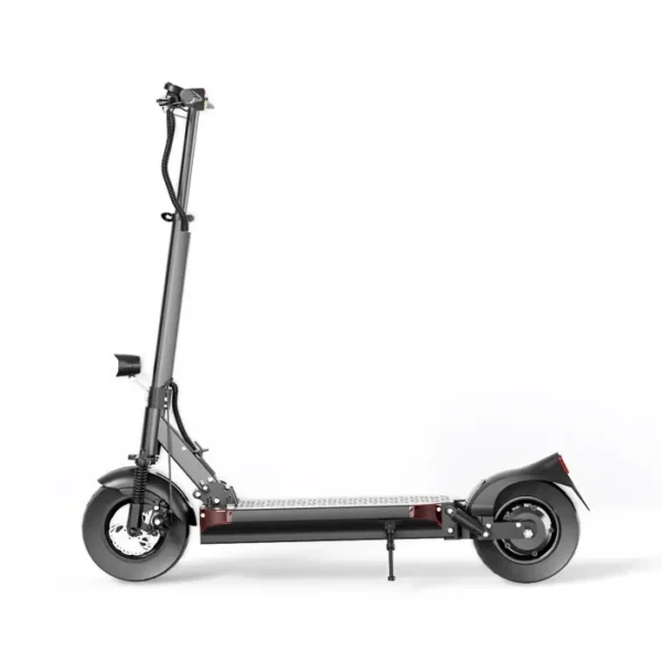 E-scooter Motus Pro 10 z solidną konstrukcją i wydajnym napędem