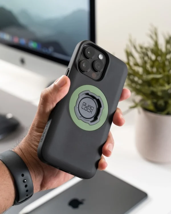 Ochronne etui Quad Lock MAG Case dla iPhone 14 Pro