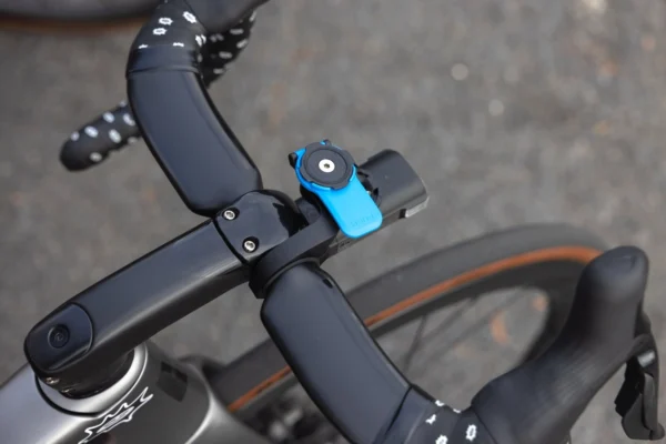 Quad Lock Out Front Mount V3 – mocowanie smartfona do roweru