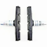 Klocki rowerowe V-Brake 70 mm z mocowaniem gwintowanym